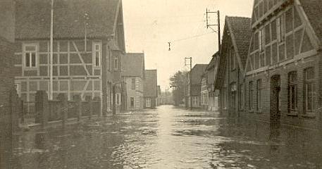 Hochwasser in der Langen Straße